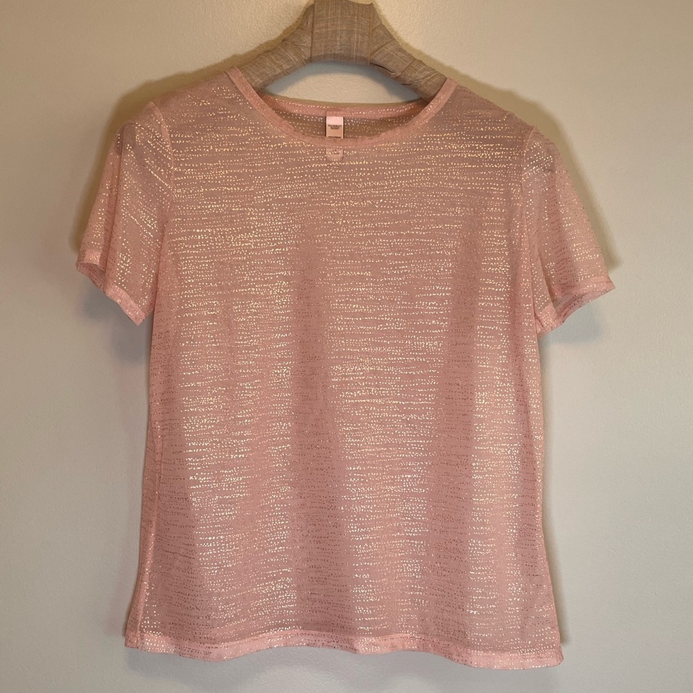 VICTORIA’S SECRET Pink Sheer Short Sleeve Top with Gold Accents Size L